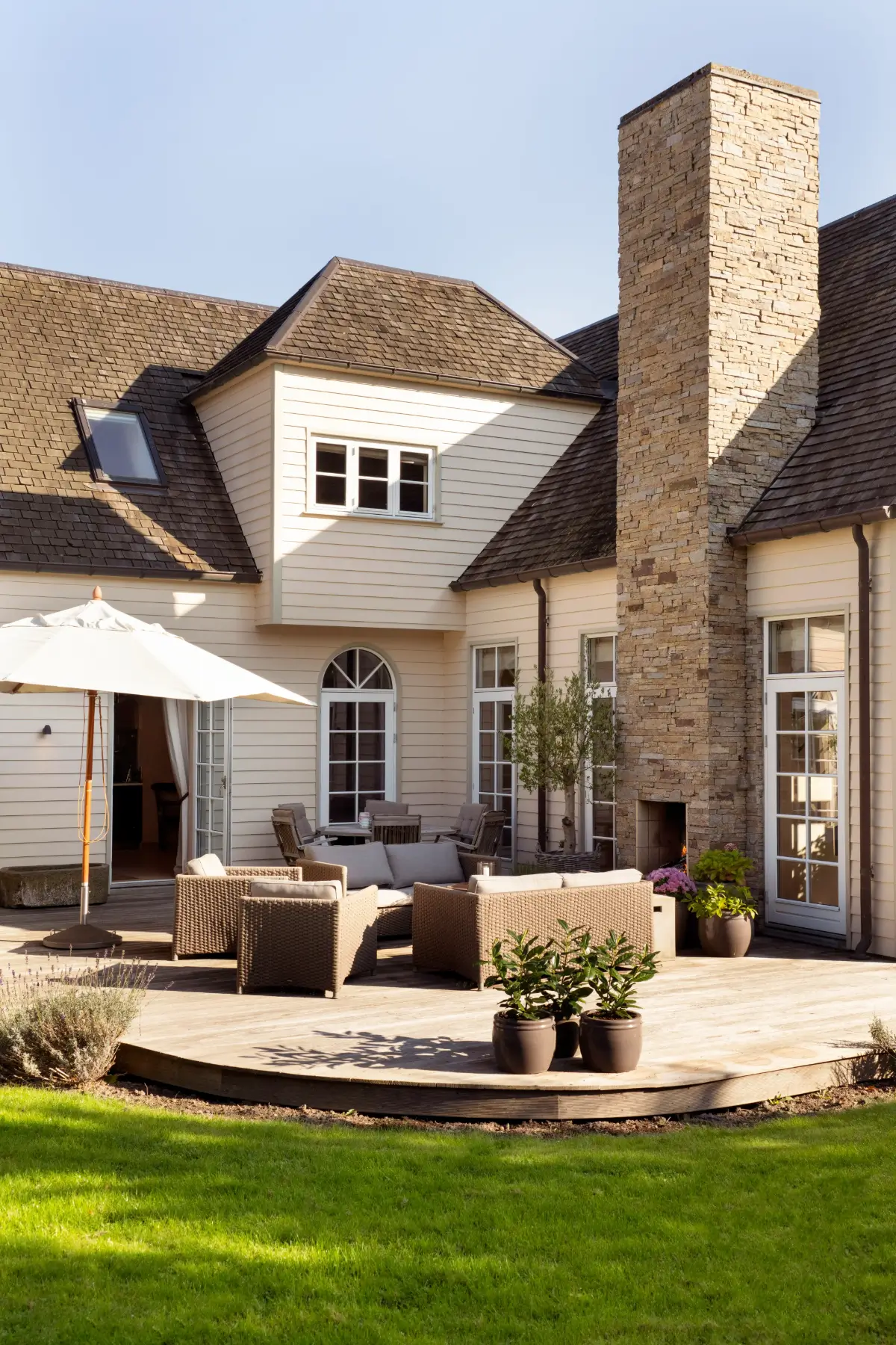 New-England–Inspired-Luxury-Villa-near-Copenhagen-nordbu