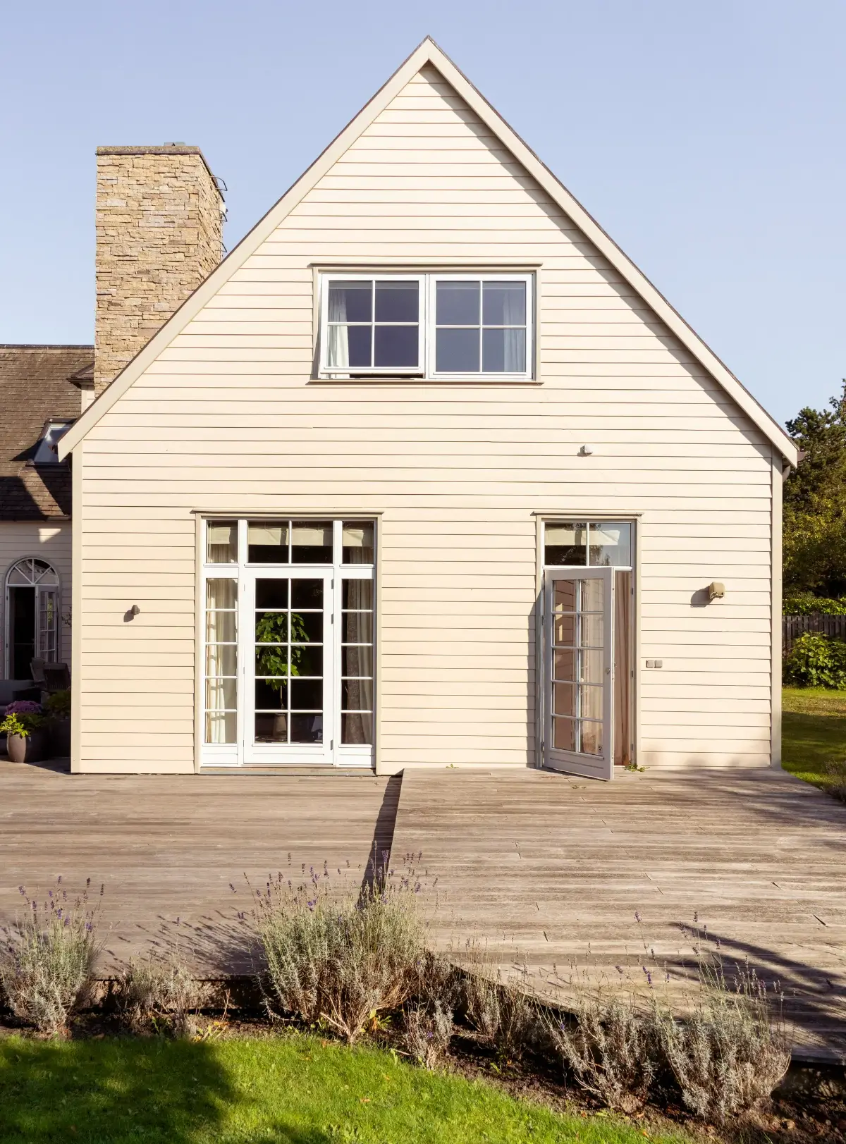 New-England–Inspired-Luxury-Villa-near-Copenhagen-nordbu