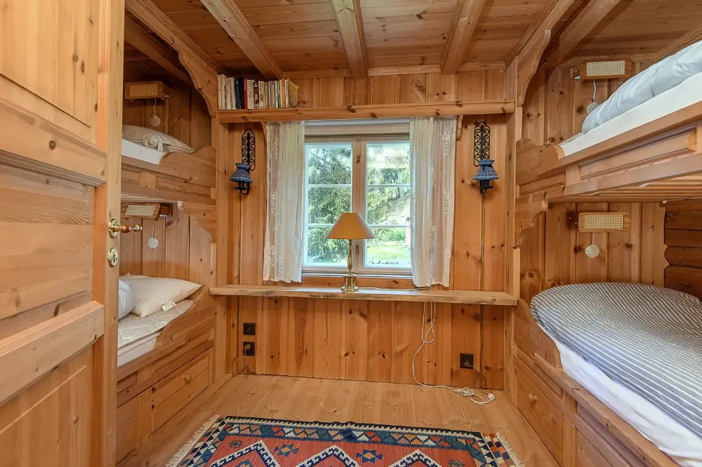 charming-log-house-east-norway-for-sale-nordbu