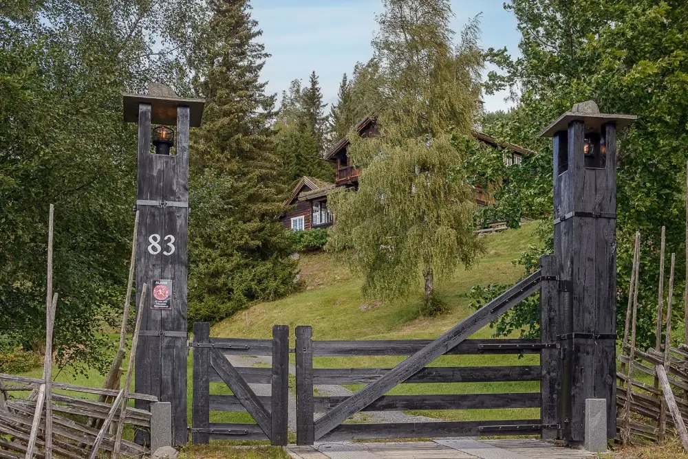 charming-log-house-east-norway-for-sale-nordbu