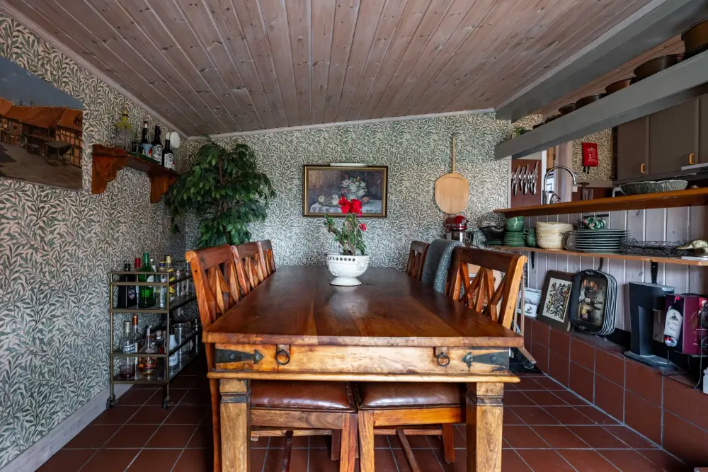 cozy-cottage-character-swedish-island-gotland-nordbu