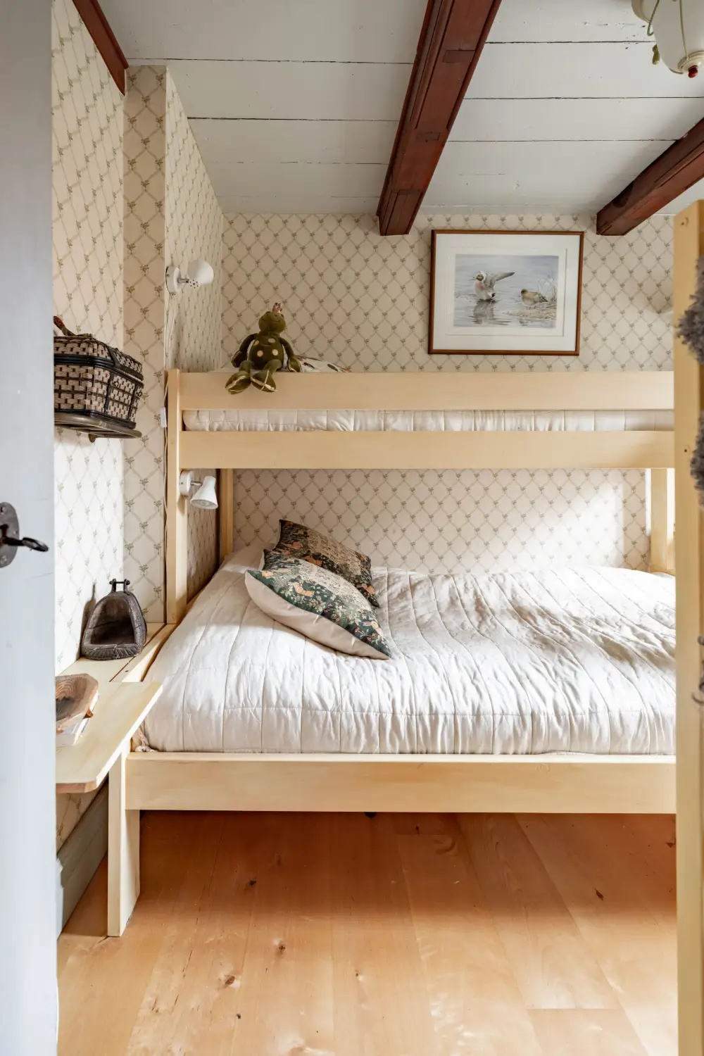 cozy-cottage-character-swedish-island-gotland-nordbu