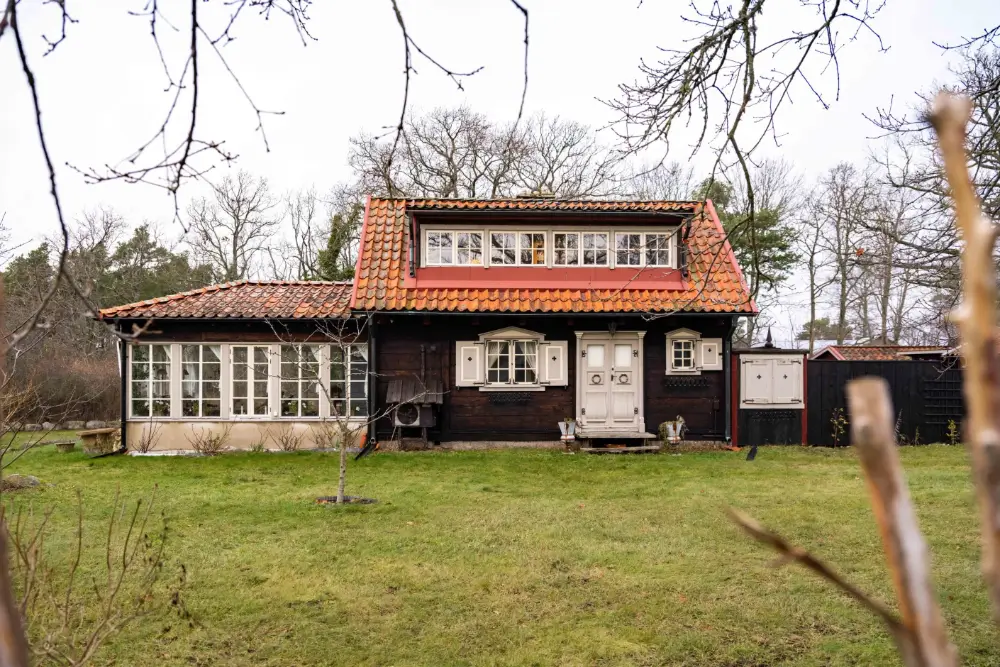 cozy-cottage-character-swedish-island-gotland-nordbu