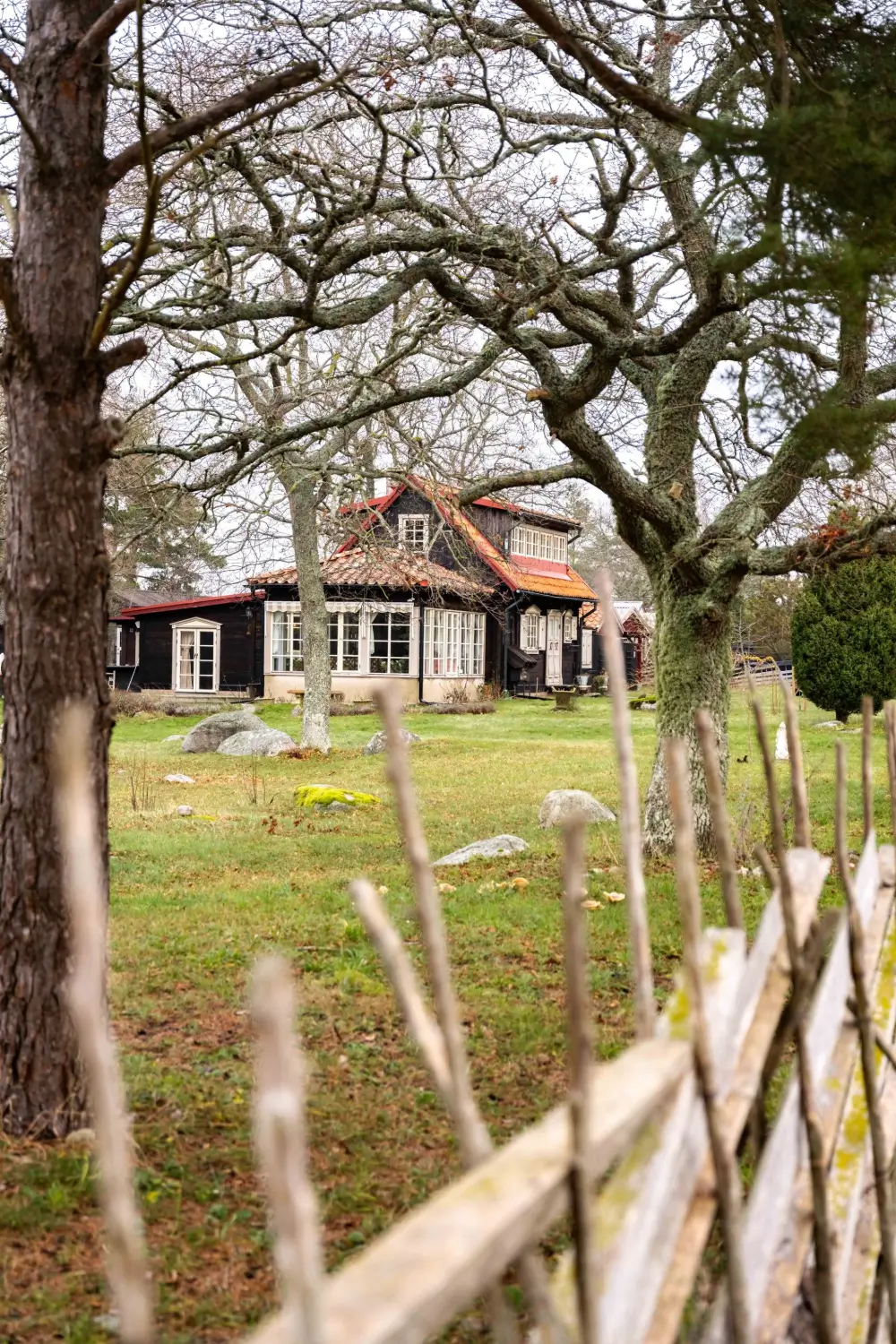 cozy-cottage-character-swedish-island-gotland-nordbu