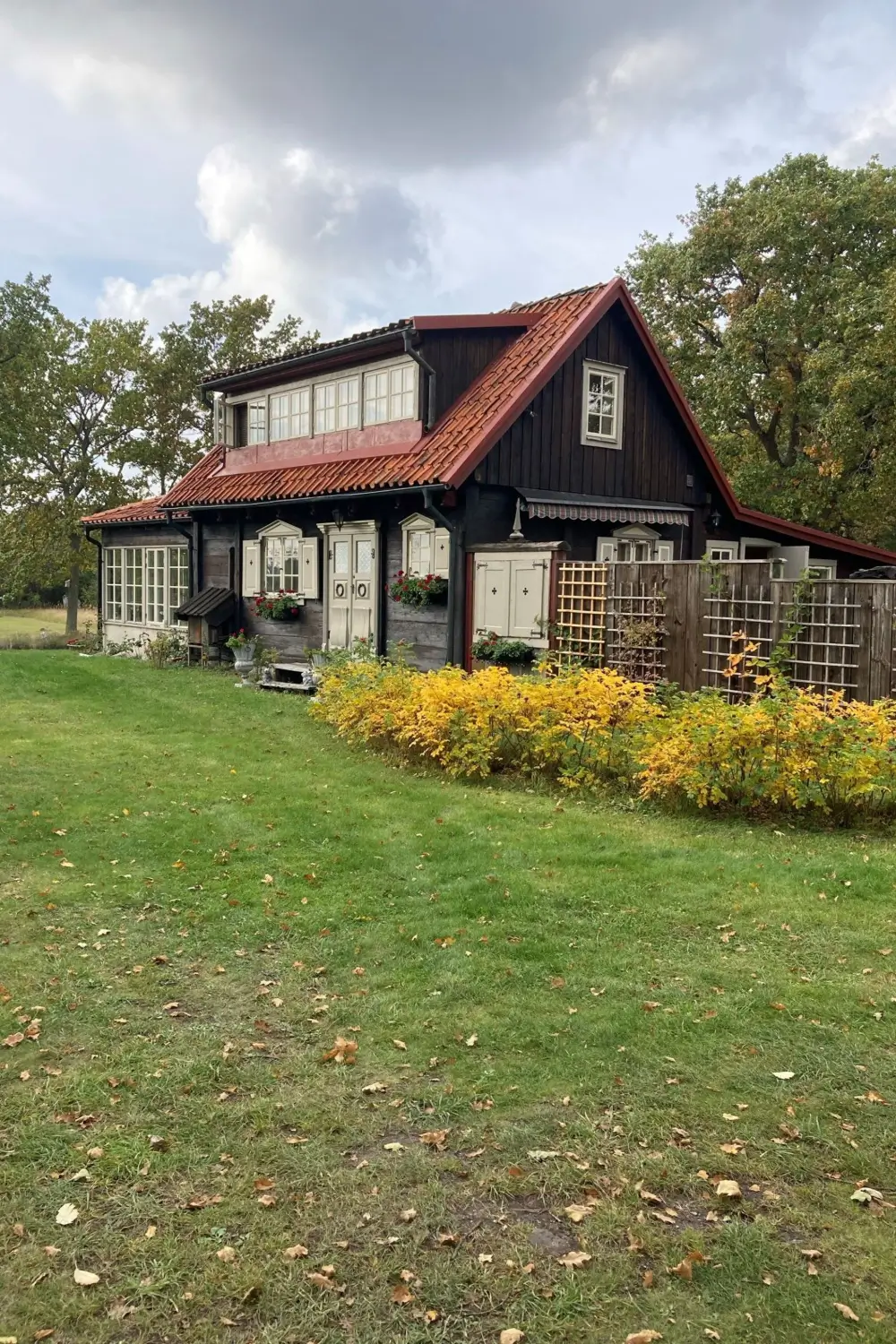 cozy-cottage-character-swedish-island-gotland-nordbu