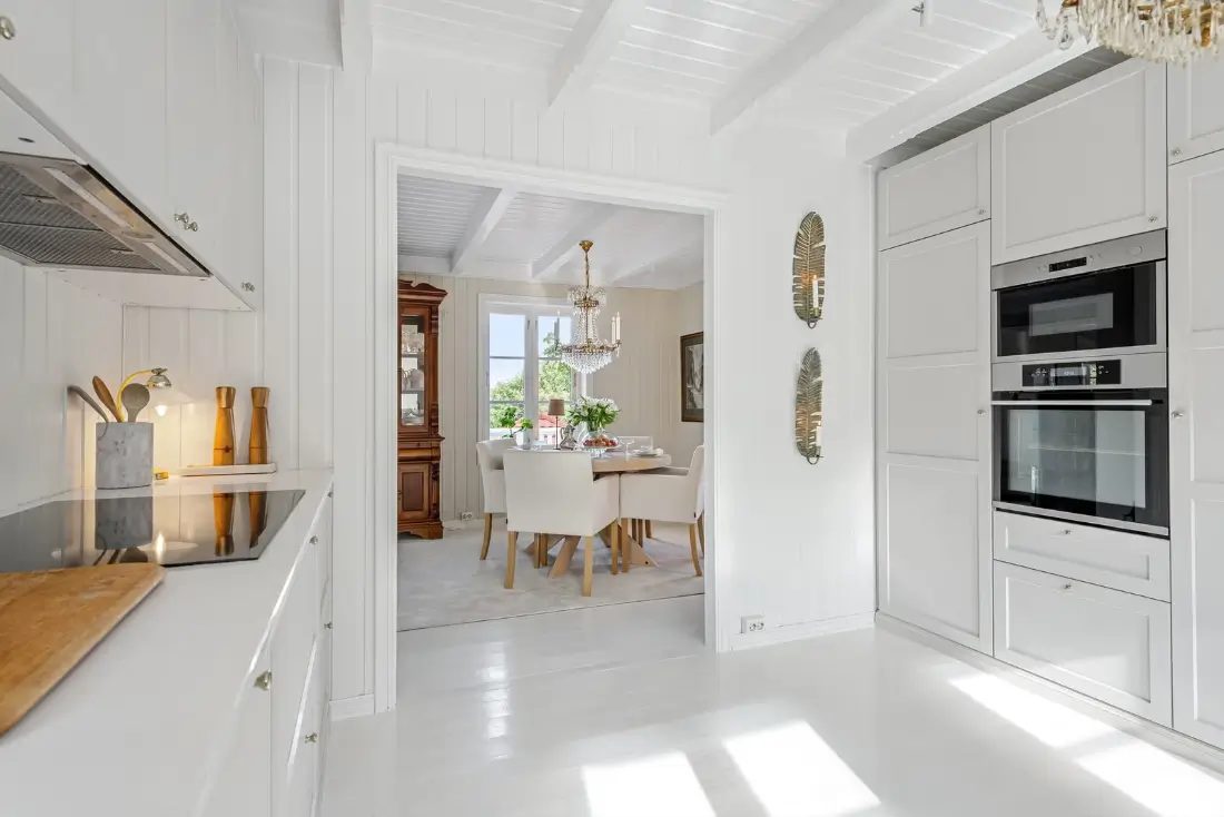 early-20th-century-villa-alesund-nordbu