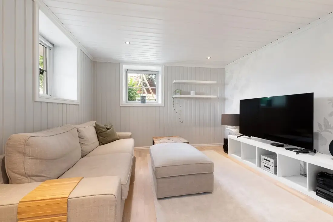 early-20th-century-villa-alesund-nordbu