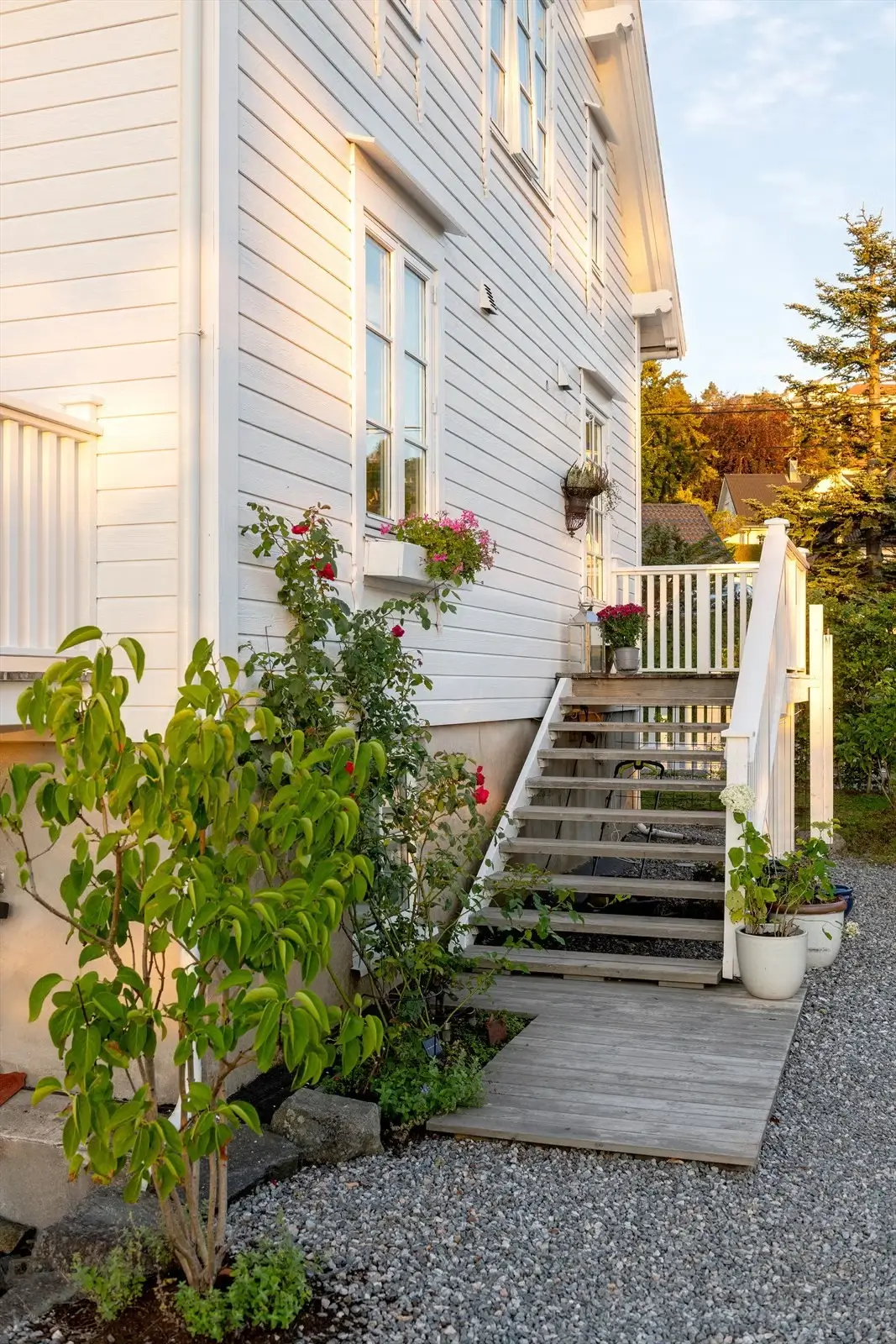 early-20th-century-villa-alesund-nordbu