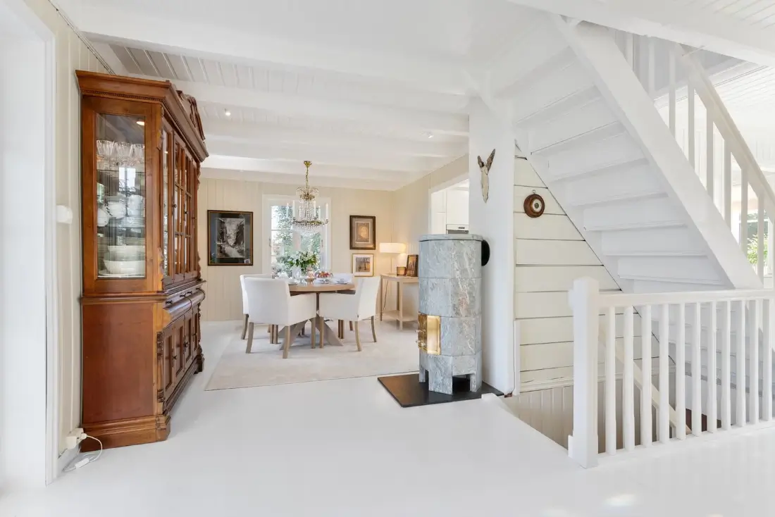 early-20th-century-villa-alesund-nordbu