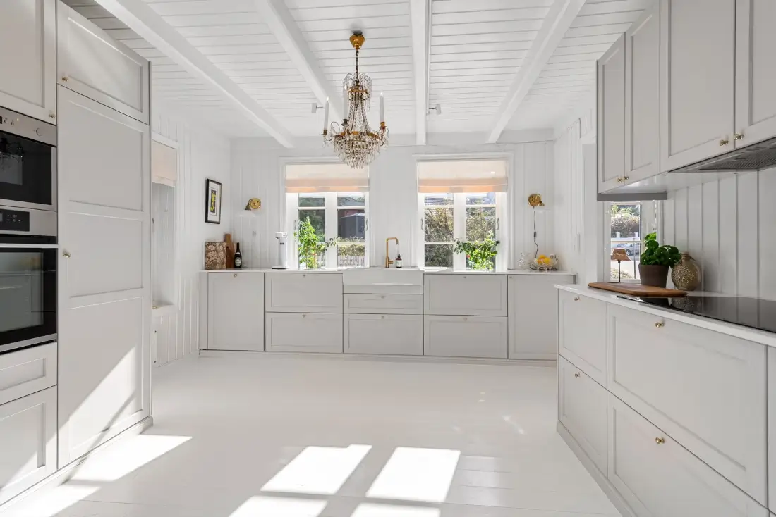 early-20th-century-villa-alesund-nordbu