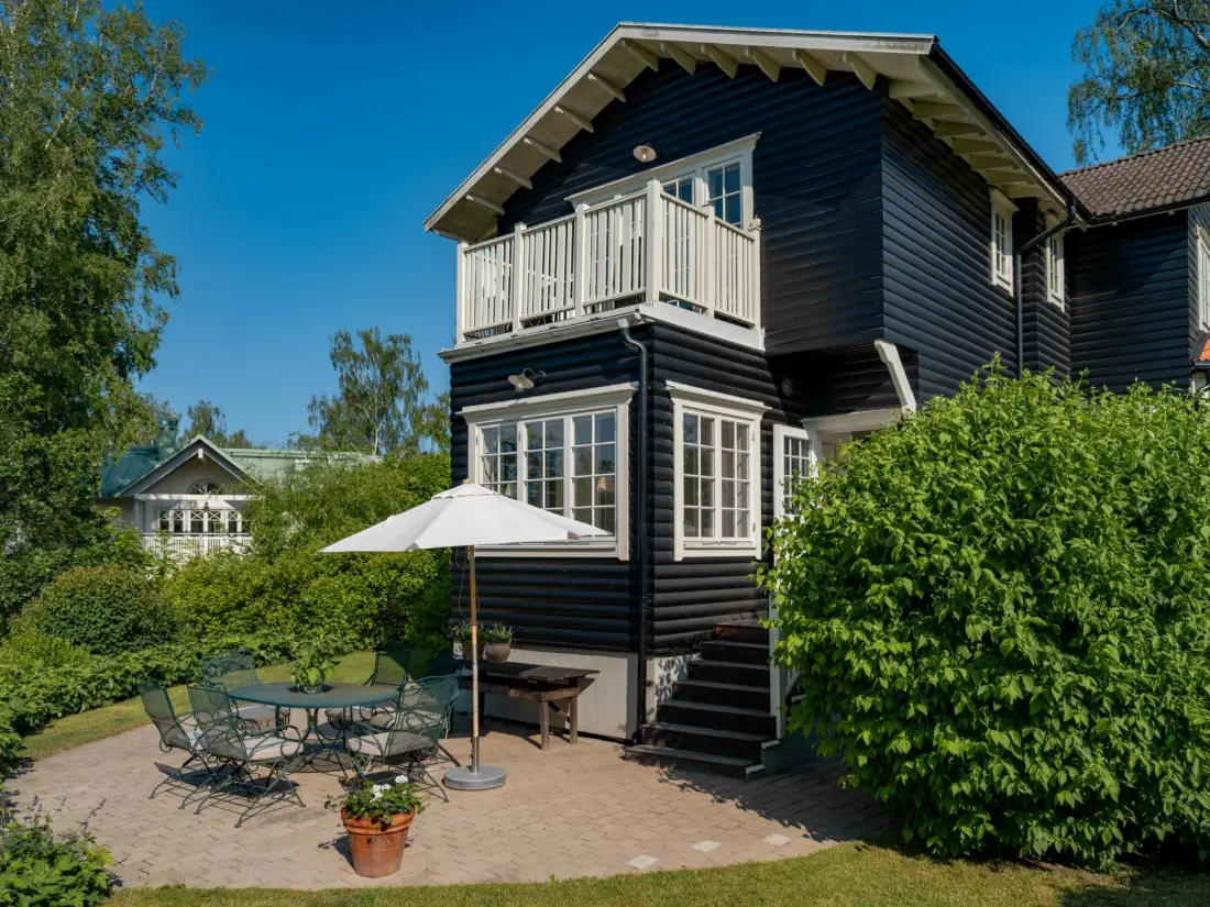 early-20th-century-villa-stockholm-archipelago-nordbu