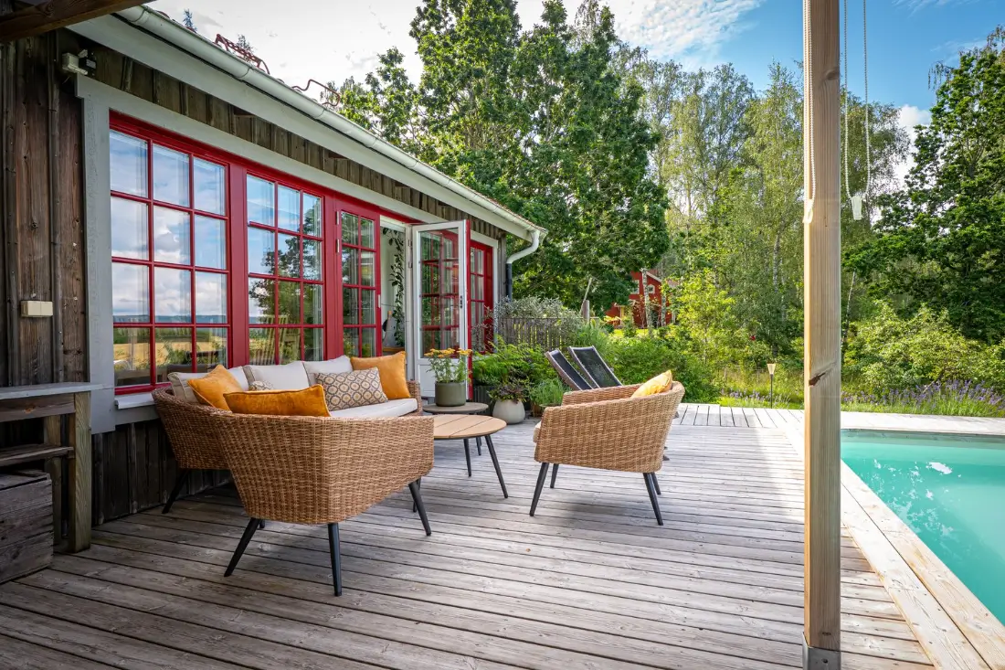 
extended-70s-house-swimming-pool-outdoor-stage-west-sweden-nordbu