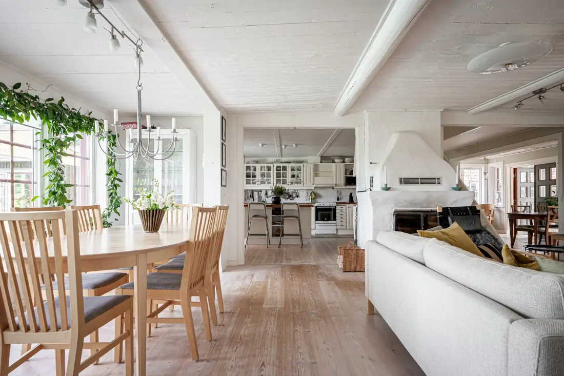 
extended-70s-house-swimming-pool-outdoor-stage-west-sweden-nordbu