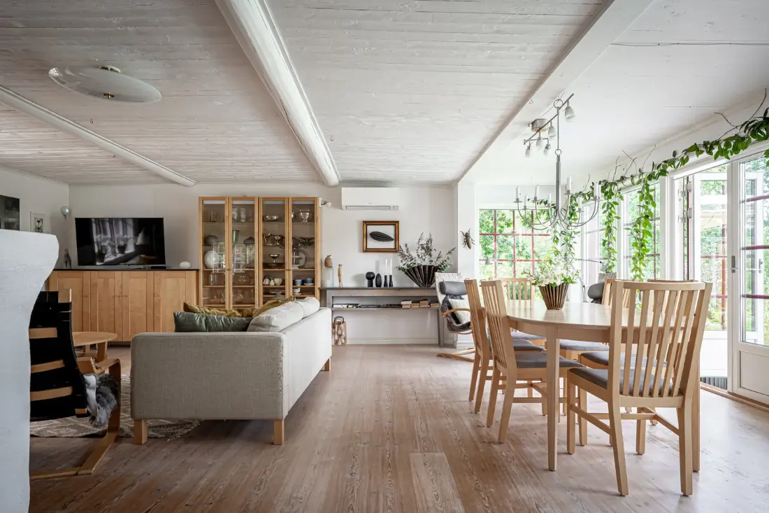 
extended-70s-house-swimming-pool-outdoor-stage-west-sweden-nordbu