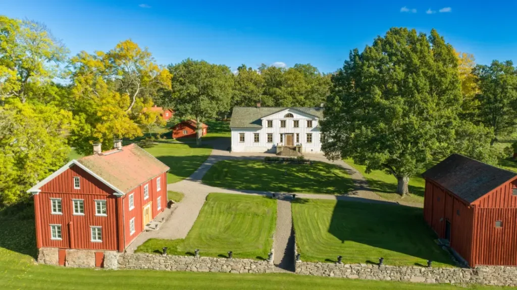 gunnerud-historic-manor-house-sweden-Gustaf-Froding-nordbu