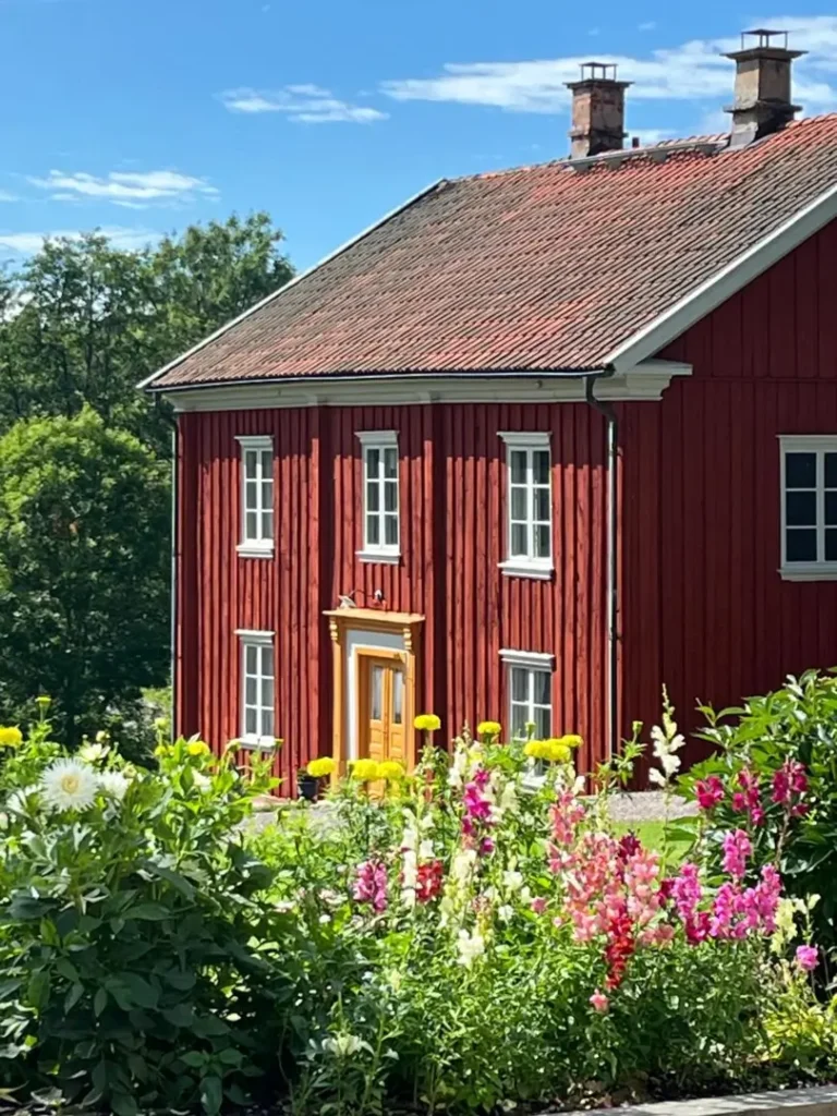 gunnerud-historic-manor-house-sweden-Gustaf-Froding-nordbu