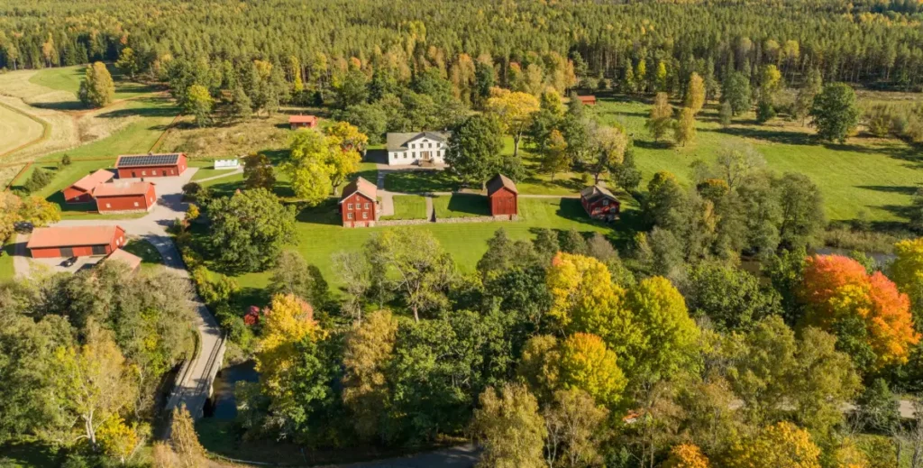 gunnerud-historic-manor-house-sweden-Gustaf-Froding-nordbu