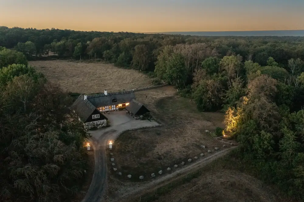 half-timbered-farm-east-coast-south-sweden-nordbu