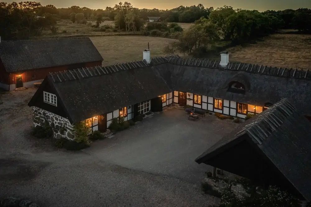 half-timbered-farm-east-coast-south-sweden-nordbu