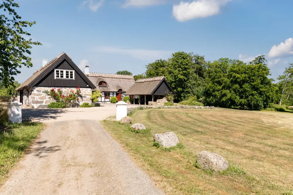 half-timbered-farm-east-coast-south-sweden-nordbu
