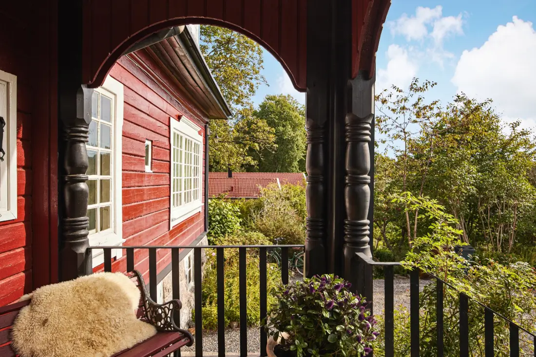 historic-villa-near-gothenburg-with-rental-apartment-nordbu