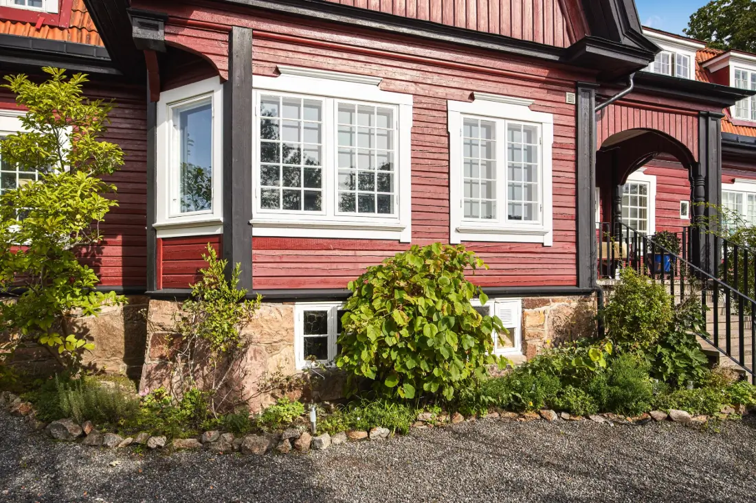 historic-villa-near-gothenburg-with-rental-apartment-nordbu