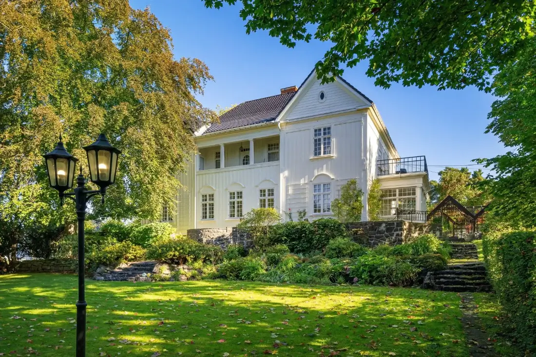 icelandic-ambassadors-residence-oslo-for-sale