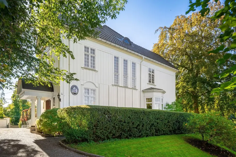 icelandic-ambassadors-residence-oslo-for-sale