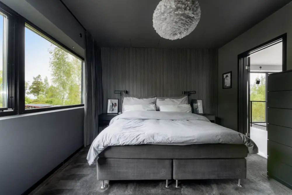 modern-custom-designed-villa-lake-Hjalmaren-sweden-nordbu