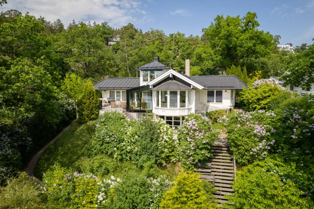 modern-villa-sea-views-close-to-stockholm-city-nordbu