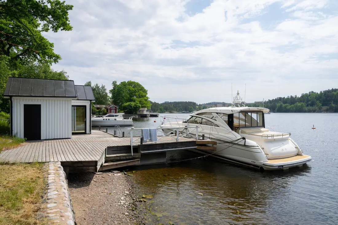 modern-villa-sea-views-close-to-stockholm-city-nordbu