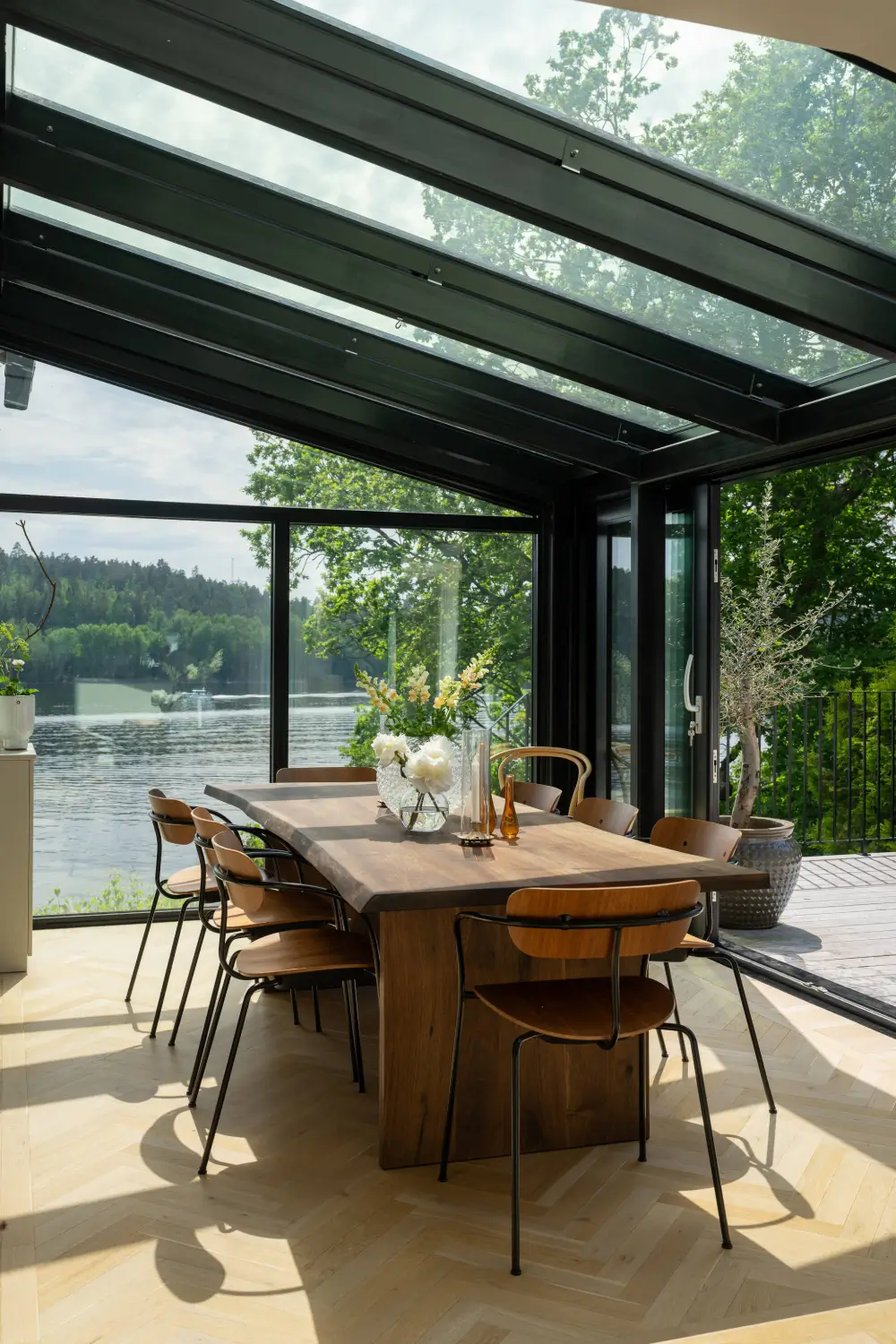modern-villa-sea-views-close-to-stockholm-city-nordbu