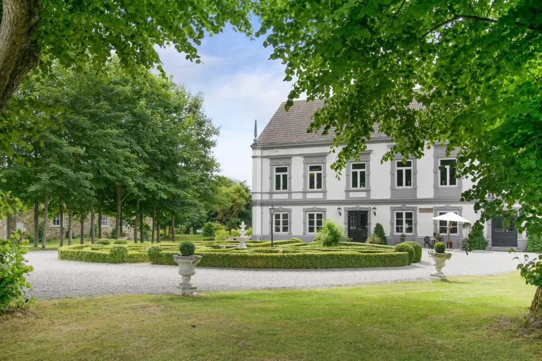 renovated-manor-house-Skane-sweden-nordbu