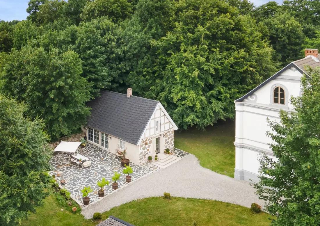 renovated-manor-house-Skane-sweden-nordbu