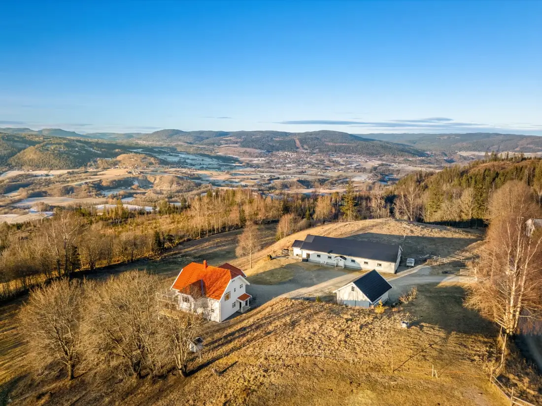 villa-with-stables-large-plot-near-oslo-norway-nordbu