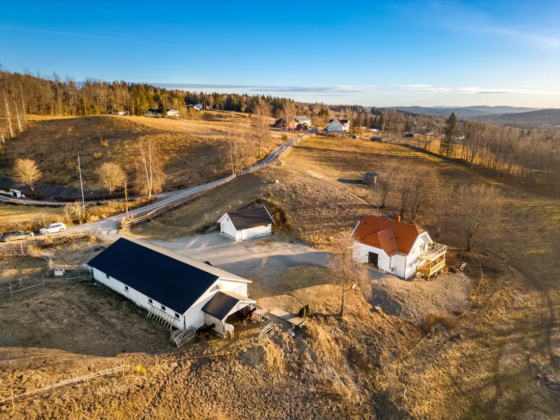 villa-with-stables-large-plot-near-oslo-norway-nordbu