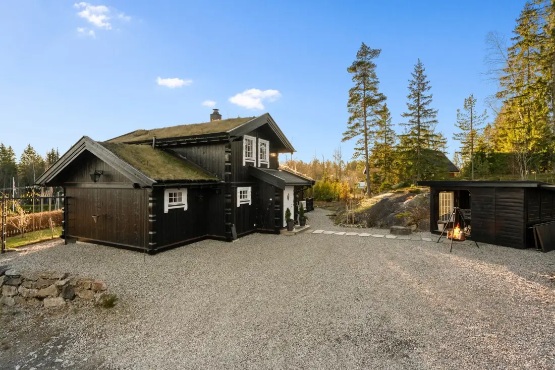 traditional-style-country-home-near-oslo-nordbu