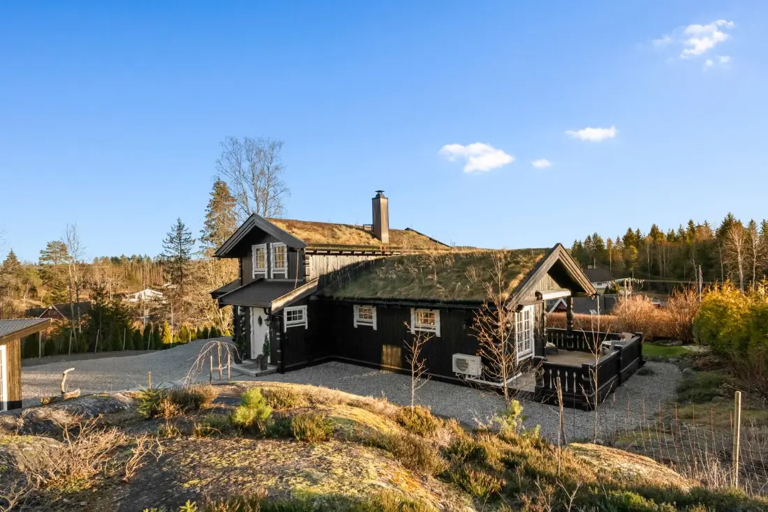 traditional-style-country-home-near-oslo-nordbu