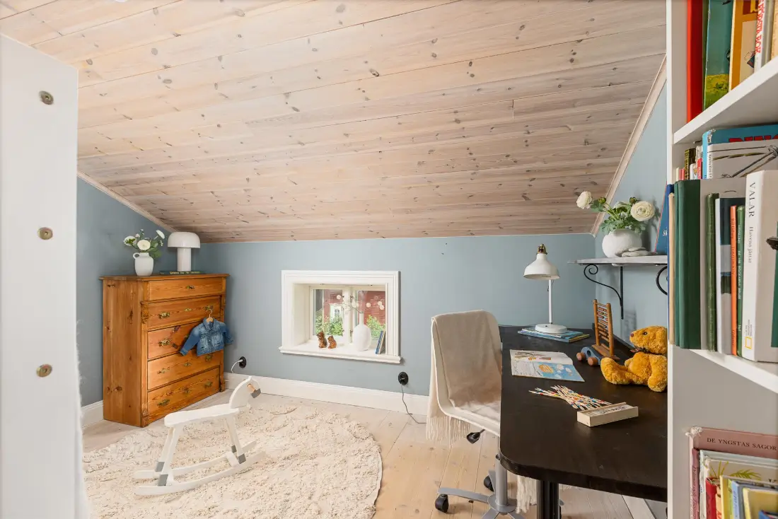 architect-designed-lakeside-home-mariefred-sweden-nordbu