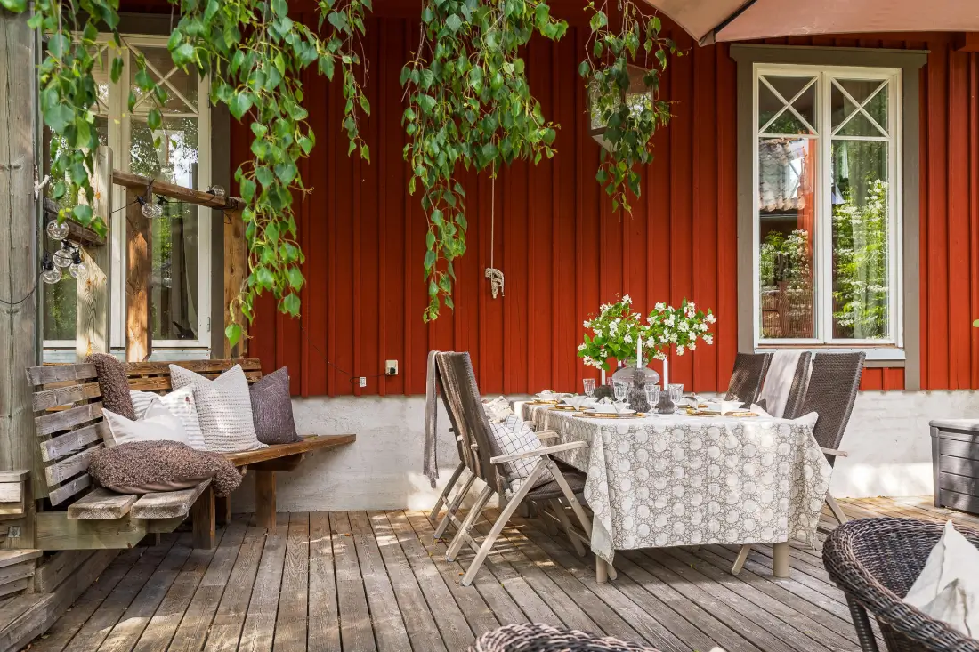 architect-designed-lakeside-home-mariefred-sweden-nordbu