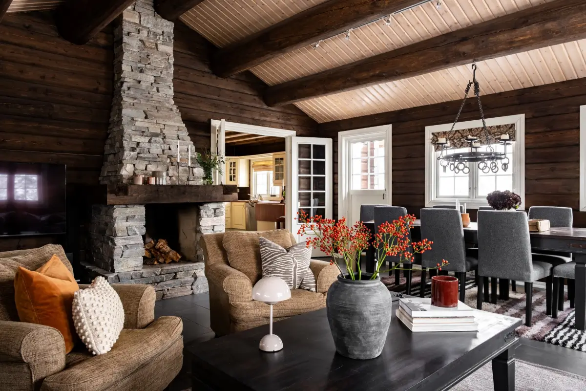 cozy-log-house-sweden-nordbu