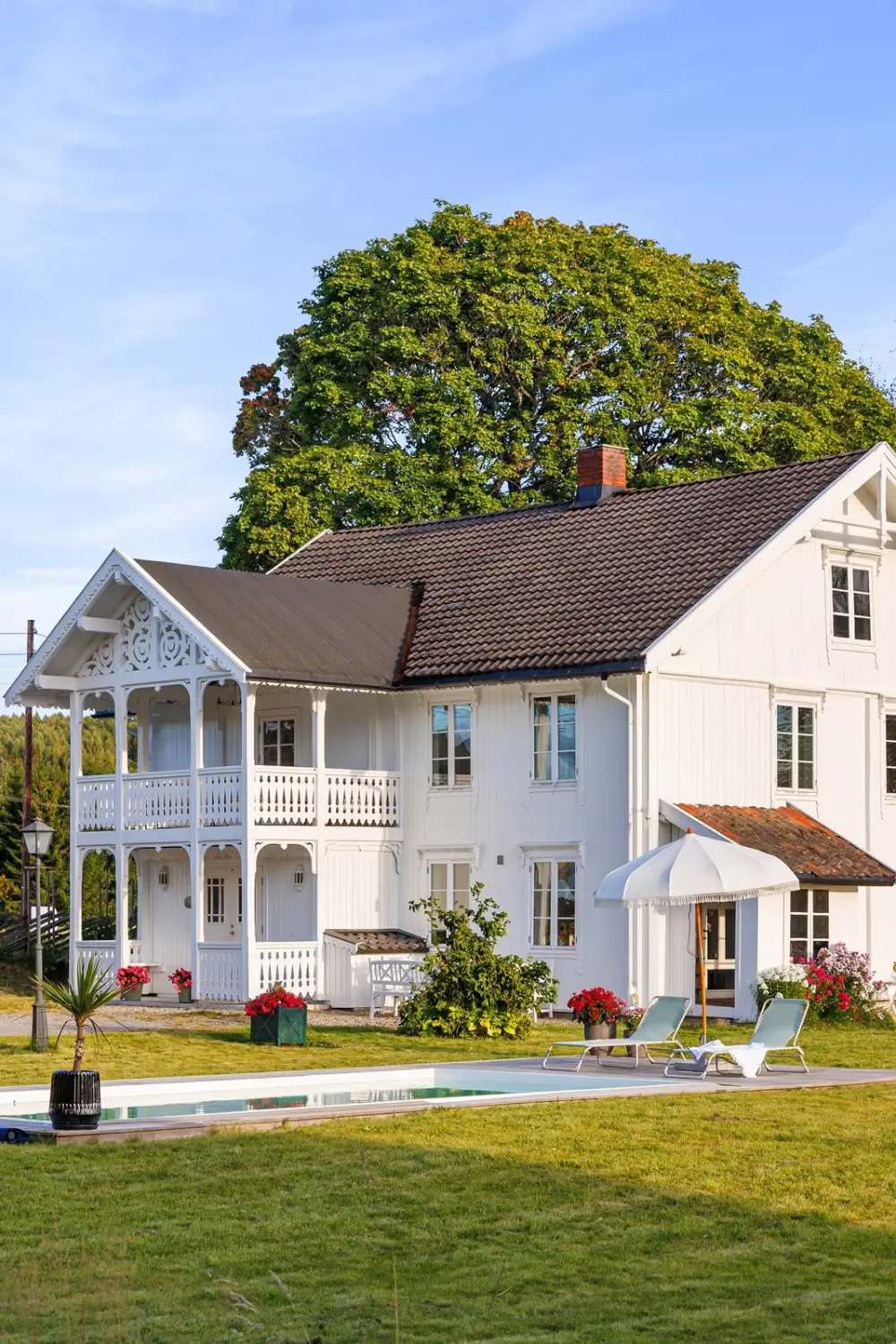 small-farm-swimming-pool-guest-house-1-house-north-of-oslo-nordbu