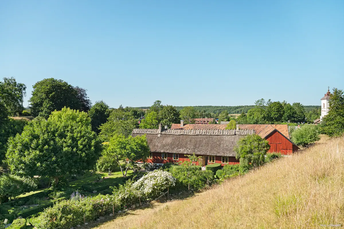 19th-century-red-Skane-farmhouse-nordbu