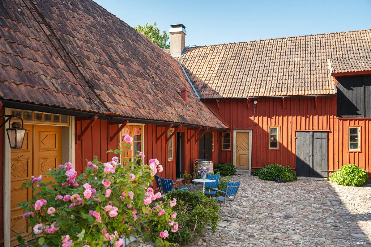 19th-century-red-Skane-farmhouse-nordbu