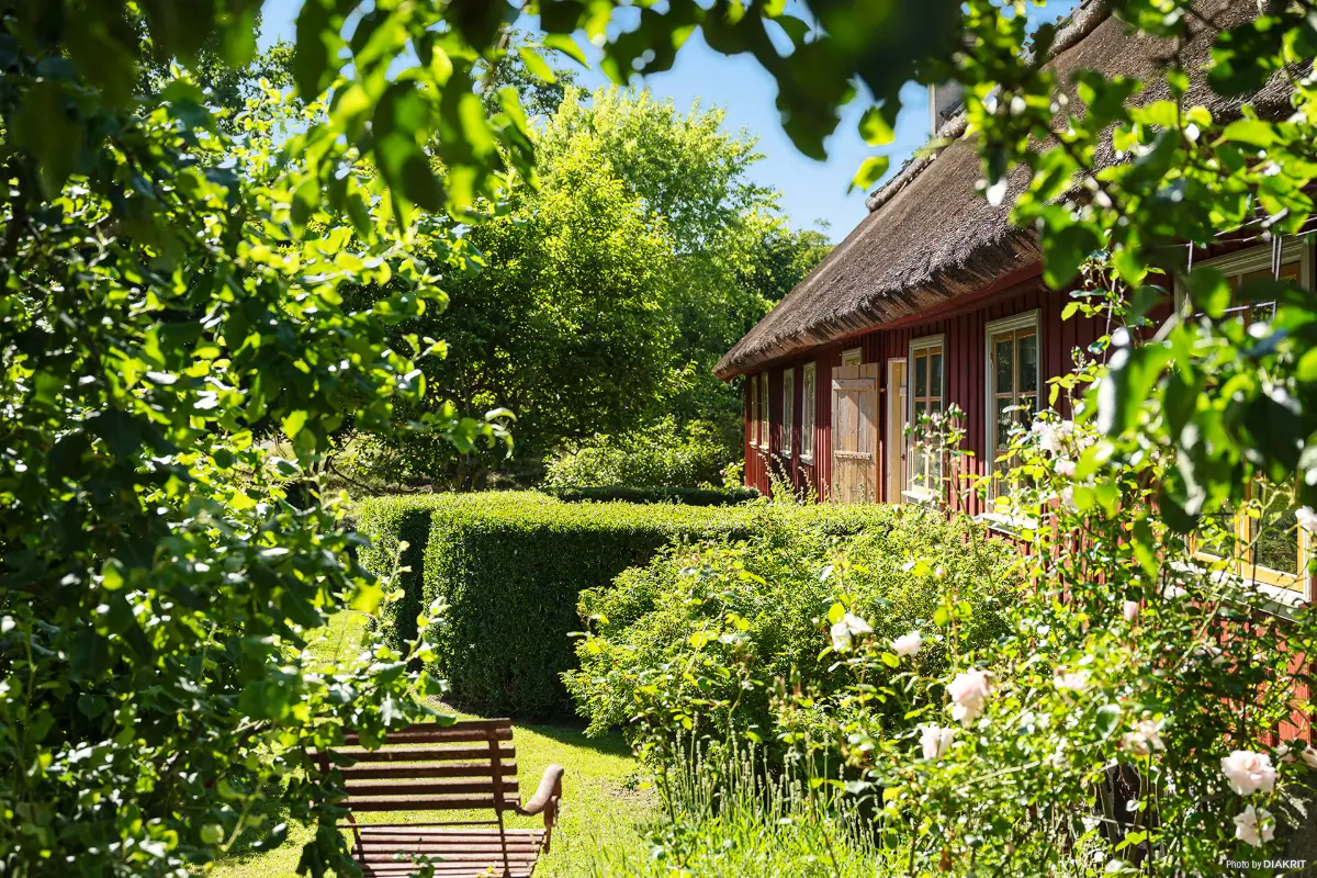 19th-century-red-Skane-farmhouse-nordbu