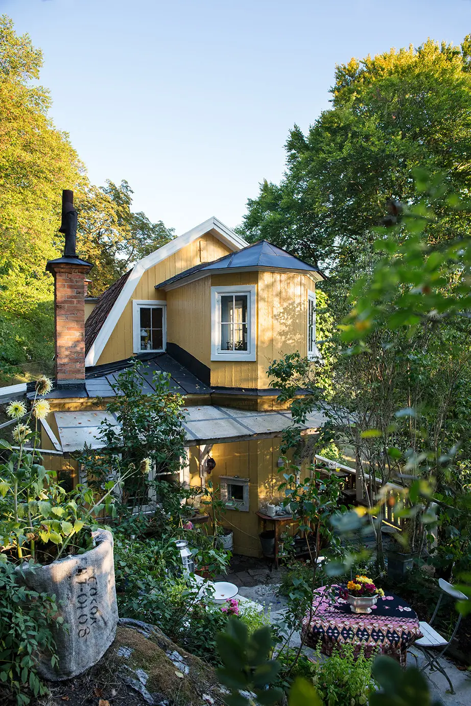 fairytale-island-estate-lake-mälaren-stockholm-nordbu