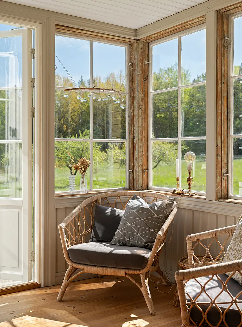 turn-of-the-century-villa-swedish-island-lovon-nordbu
