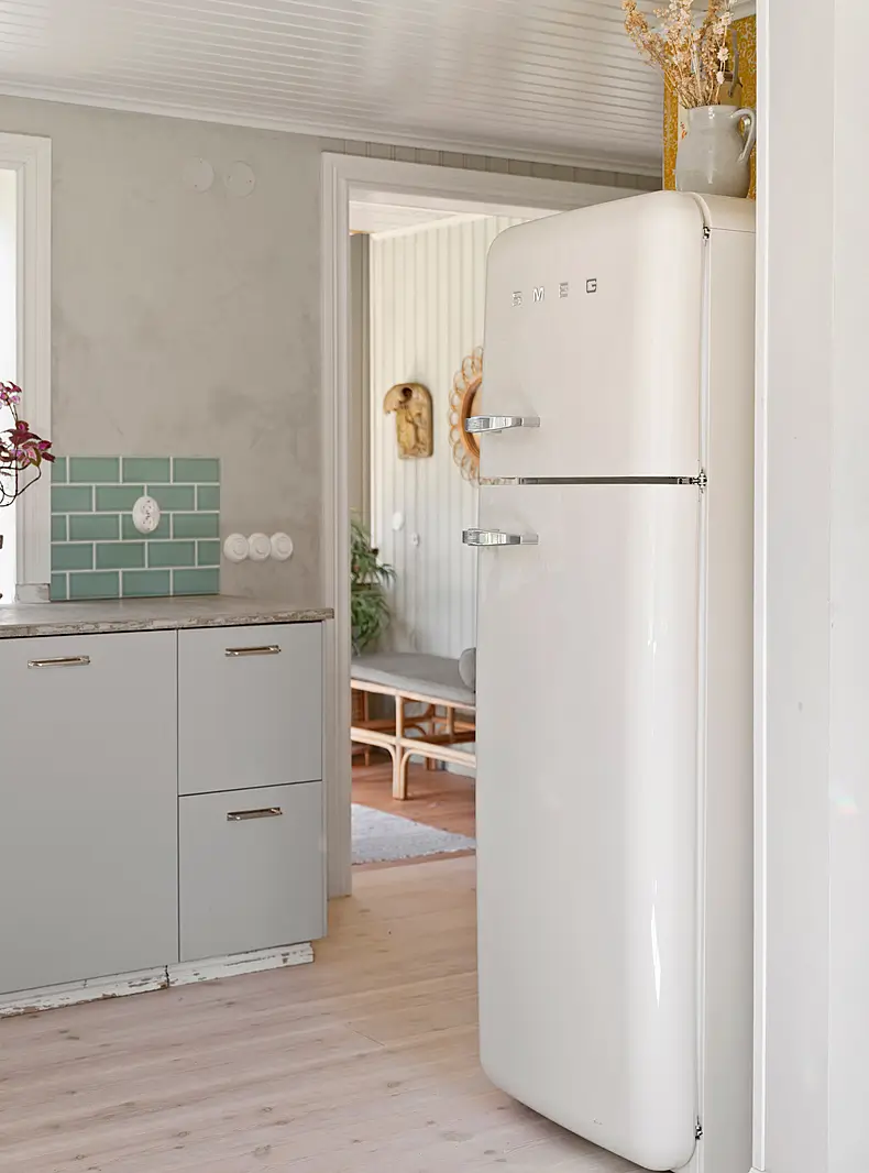 turn-of-the-century-villa-swedish-island-lovon-nordbu